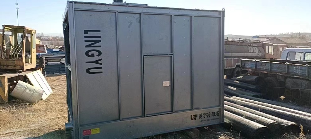 内蒙古RCH--100吨方形横流式钢板冷却塔安装完成 内蒙古RCH--100吨方形横流式钢板冷却塔安装完成
