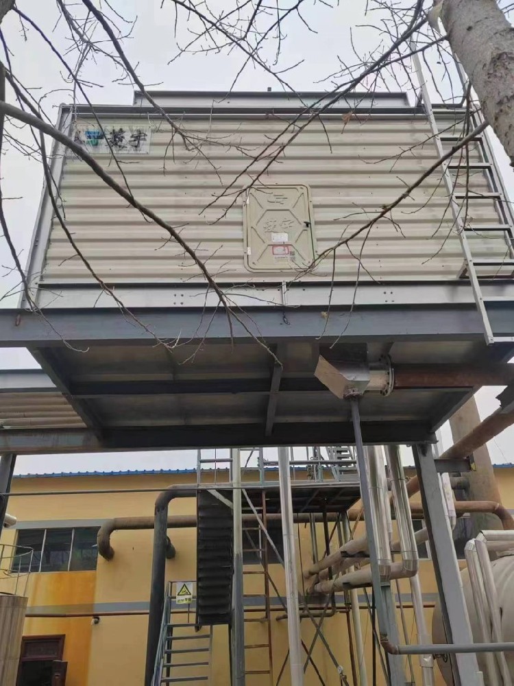 山西菱宇LYH--200T方形横流式钣金冷却塔安装完成