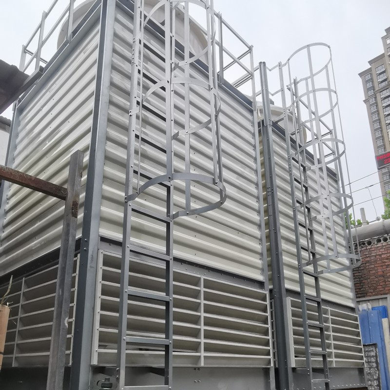 河南菱宇新款方形逆流式钣金冷却塔送达新乡客户现场安装完成