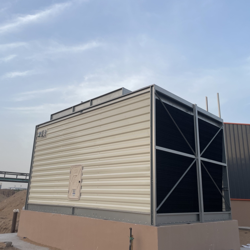 内蒙古菱宇方形横流式钣金冷却塔LYH--450T单体安装完成