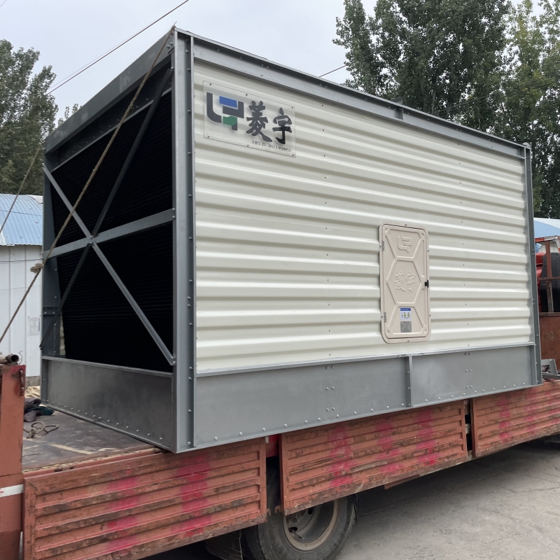 菱宇方形横流式钣金冷却塔整体运输到安徽合肥 菱宇方形横流式钣金冷却塔整体运输到安徽合肥