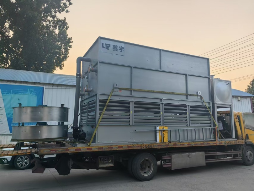 河南洛阳菱宇方形逆流闭式冷却塔整机运输出货