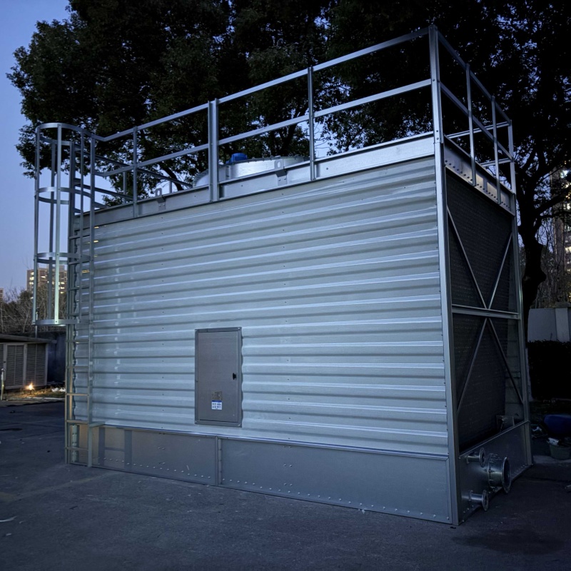 上海菱宇单体方形横流式钣金冷却塔安装工作完成